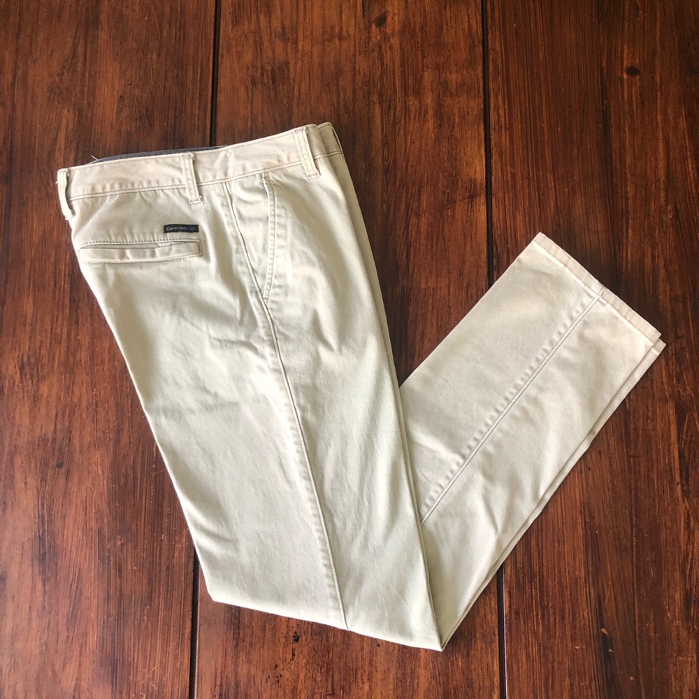 Calvin Klein Chinos